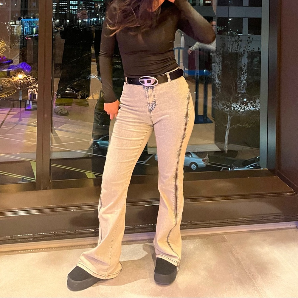 Y2K zipper jeans UO